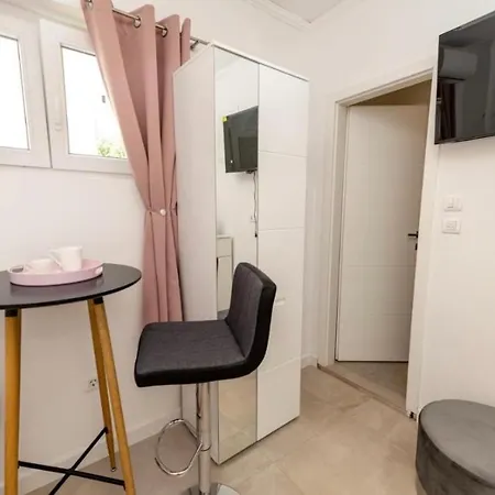 Apartmanhotel Unique Integrated 3*