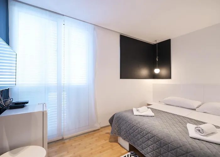 Unique Integrated 公寓式酒店 扎达尔