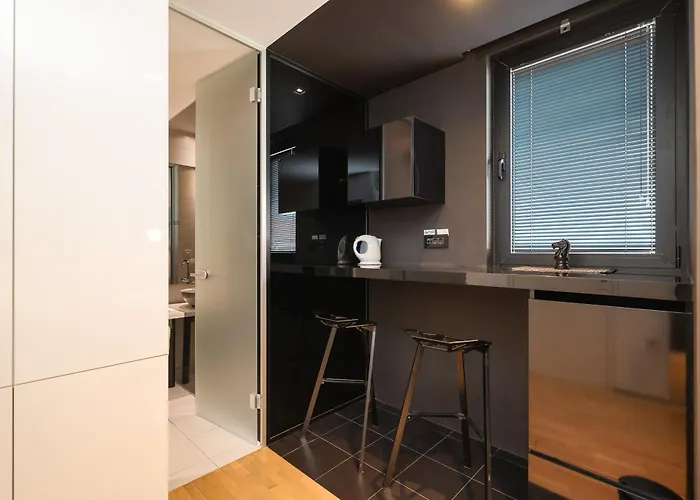 מלון דירות Unique Integrated 3*